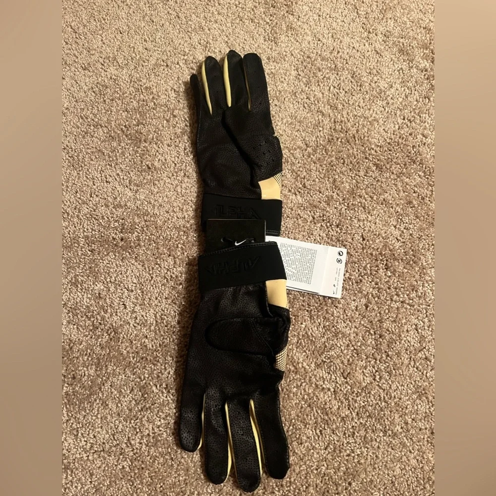 Vanderbilt Nike Alpha Elite Batting Gloves - Picture 2 of 3